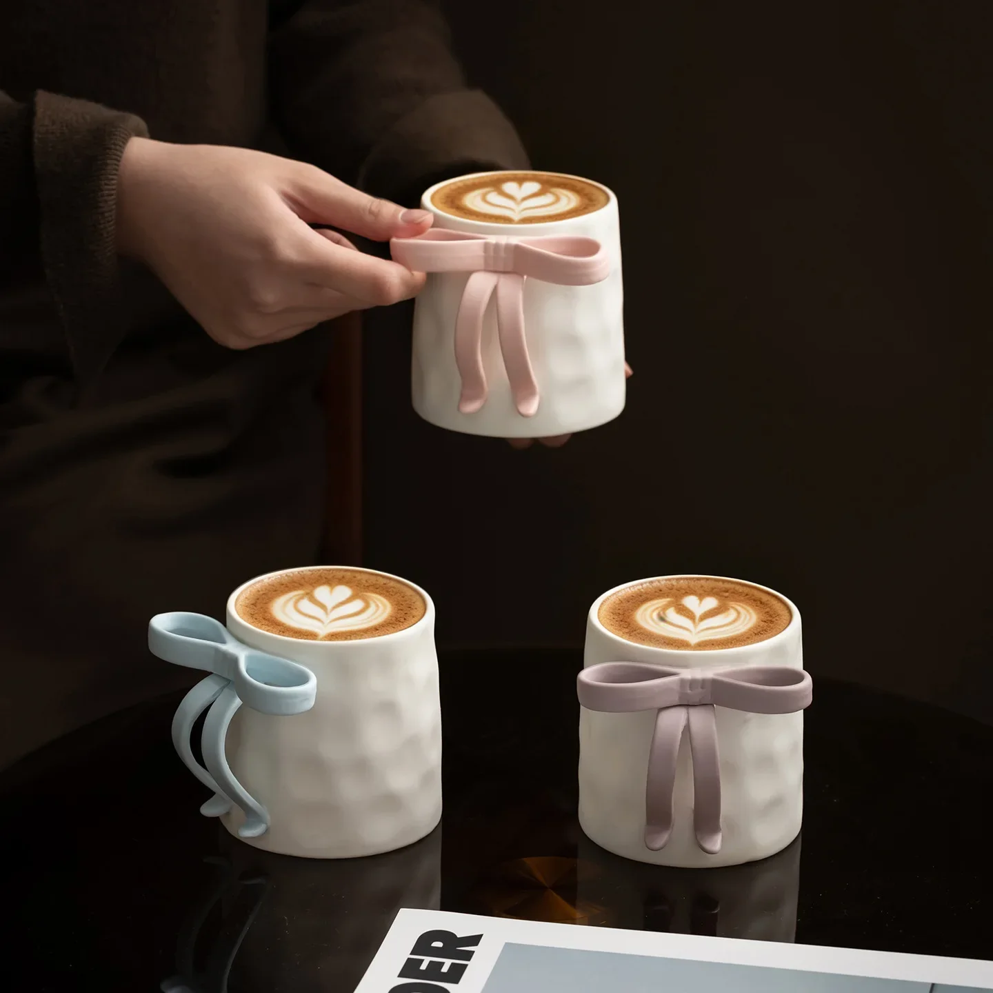 

CLLminimalist creative bow handle ceramic mug 350ML large capacity water cup hot-selling coffee cup
