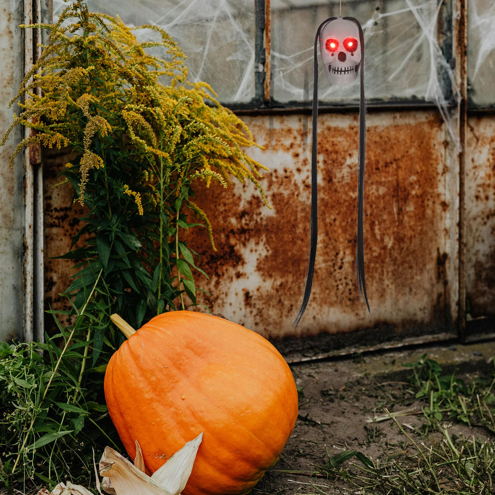 

2Pcs Spooky Hanging Ghost with Glowing Eyes Long Hair Halloween Prop Indoor Outdoor Haunted House Decor