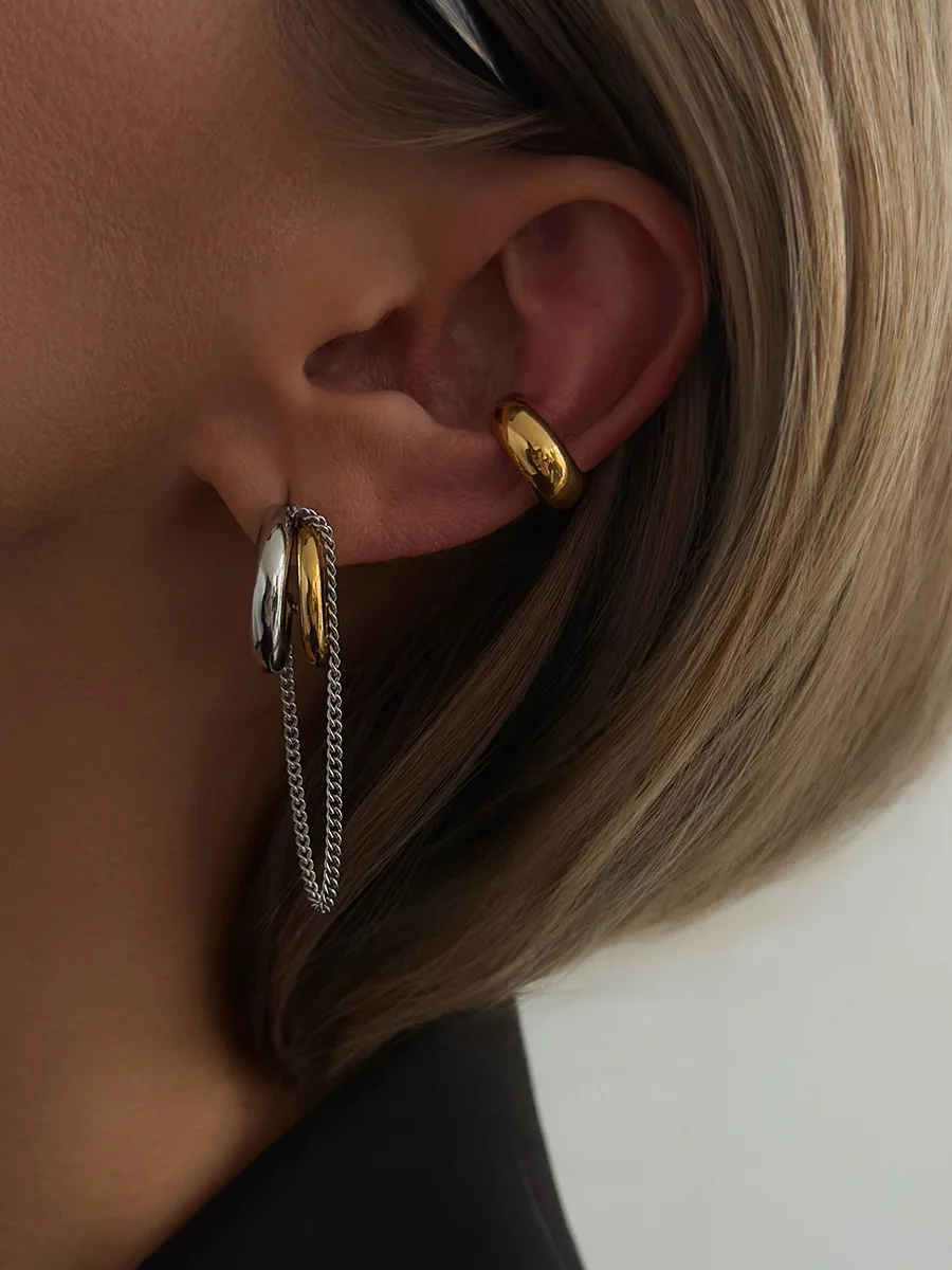brincos-elegantes-em-ouro-com-cores-misturadas-em-forma-de-c-para-mulheres-joias-versateis-e-modernas-sem-necessidade-de-pe