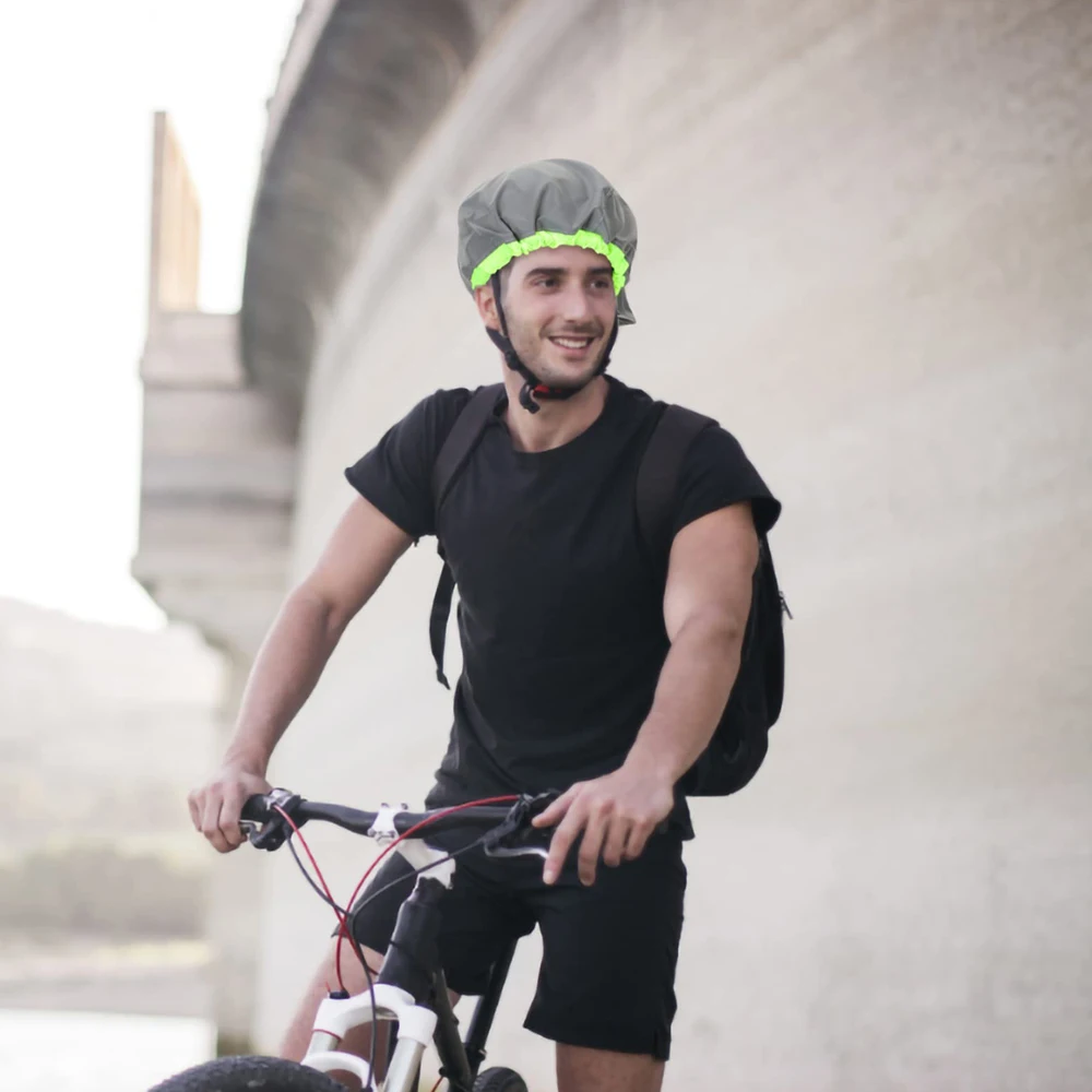 Wasserdichte Helmabdeckung, Fahrradhelm-Regenschutz, winddicht, staubdicht, mit reflektierendem Streifen für Rennrad, Radfahren