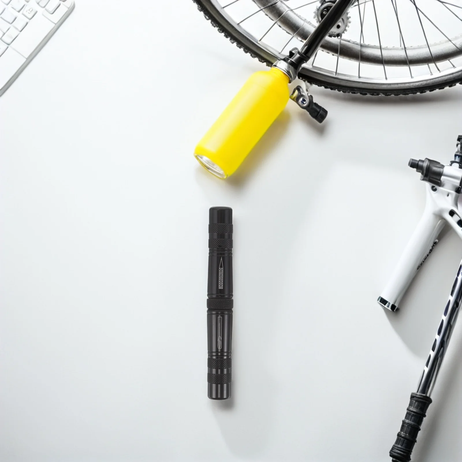 Tubeless Bike Tire Repair Kits Compact Portable Road Mountain Bicycle Tire Plug Kit Repair Tool Kit for Emergency Flat Fix