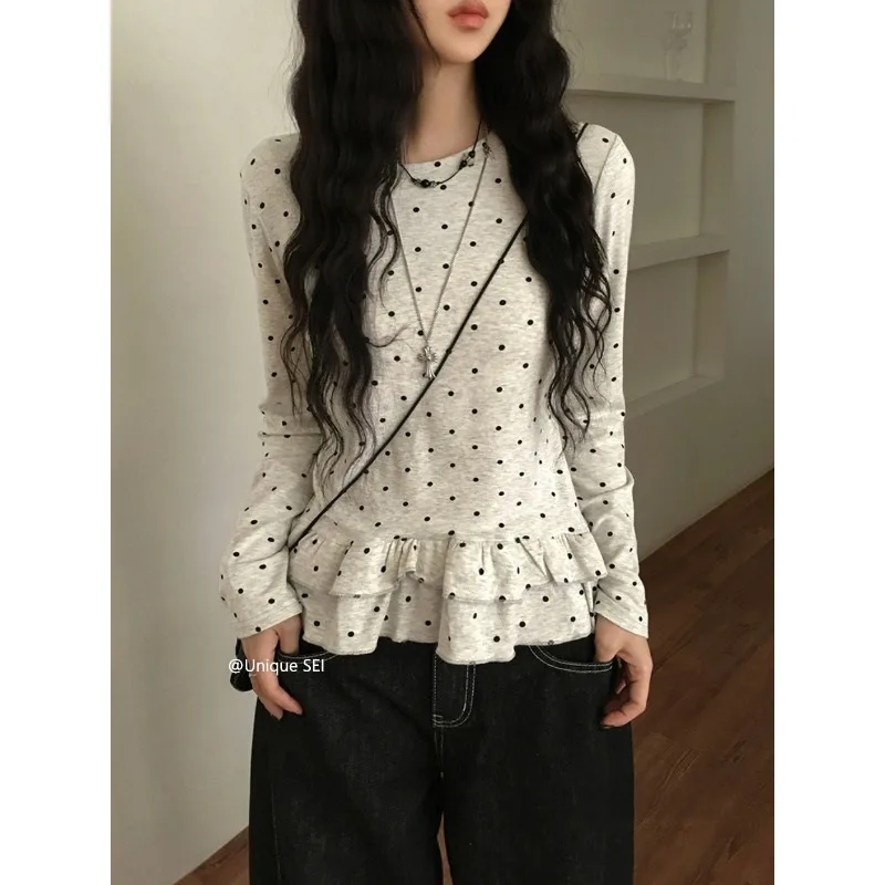 

Японская милая женская футболка с длинными рукавами и принтом в горошек, осень 2023, новые универсальные топы с круглым вырезом и оборками