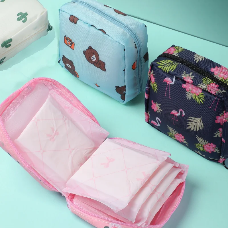 A stylish and practical multi-functional travel storage bag - suitable for cosmetics, sanitary napkins and cosmetics