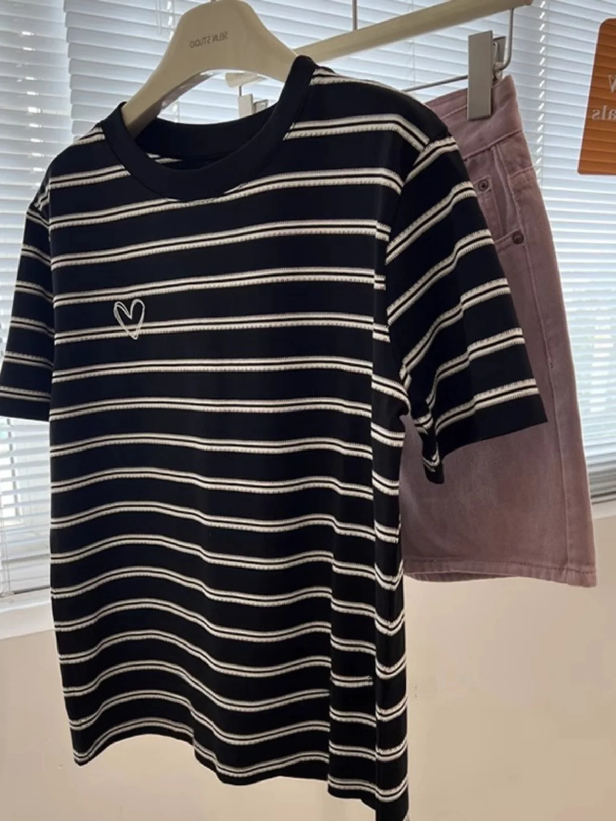plus Size 300 Pounds Striped Heart Embroidery Short Sleeve T-Shirt Women's Summer Design Unique Versatile Top Korean Style Lo...