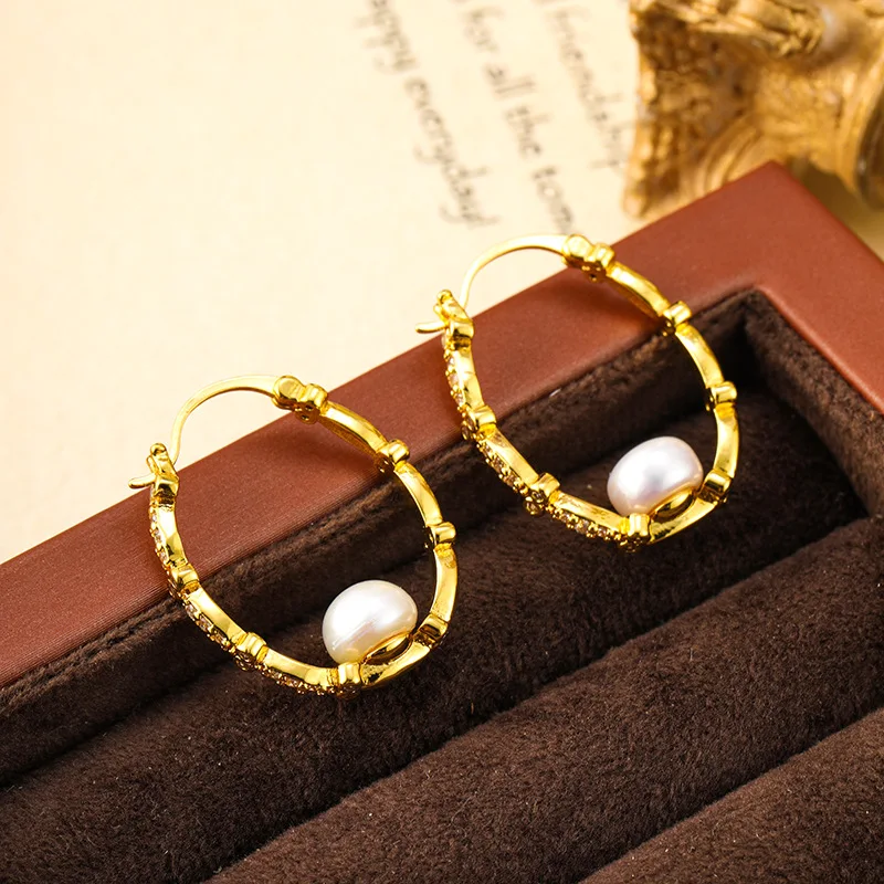 

Korean version fashion new basket natural freshwater pearl earrings exquisite temperament earrings