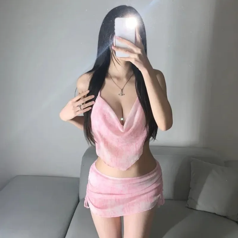 

Beach Vacation Three-Piece Bikini Set, Women's Sexy & Fresh Skirted Two-Piece Slimming Swimwear for Hot Spring Soaks & Getaways