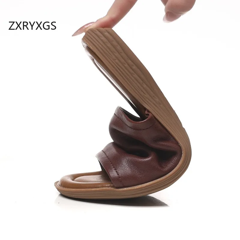 

ZXRYXGS New Top Layer Cowhide Exposed Toe Flat Slippers Soft Comfort Cool Outerwear Slippers Women's Light Fashion Slippers 2026