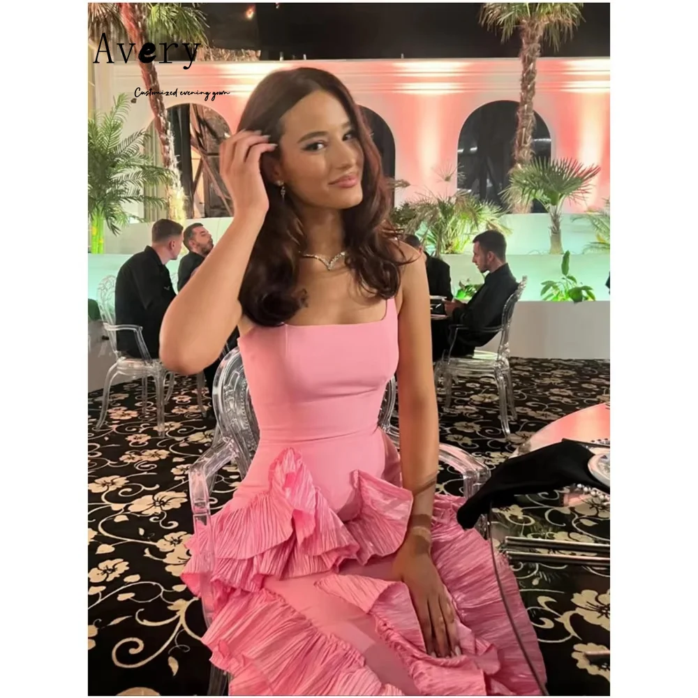 Avery personalizado rojo tirantes finos sin mangas fuera del hombro vestido elegante de lujo vestidos de fiesta de invitados de boda de lujo 2025 Prom