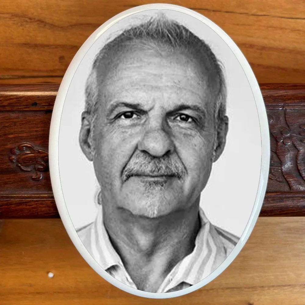 2D Flat Not 3D 1pc Custom Photo Memorial Headstone Tile Waterproof & Scratch-Resistant Outdoor Use Faderesistant Memorial Day