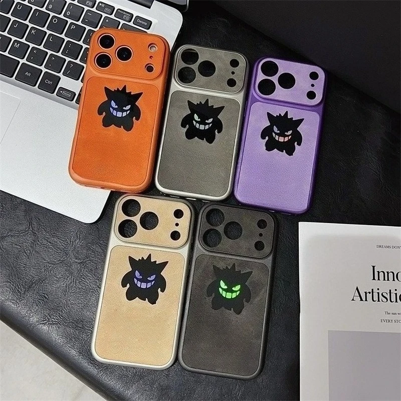 Anime Cartoon Gengar Laser Leder-Textur Handyhülle für iPhone 17 16 15 14 13 12 11 Pro Max – Stoßfeste Hülle in Bonbonfarben
