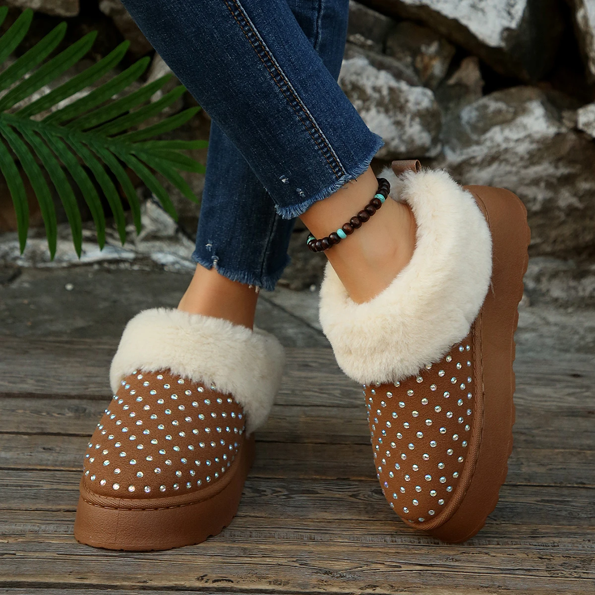 

Women's Snow Boots Thick Sole Short Plush Lined Warm Short Boots Winter Diamond Decorated Large Size Platform Cotton Boots