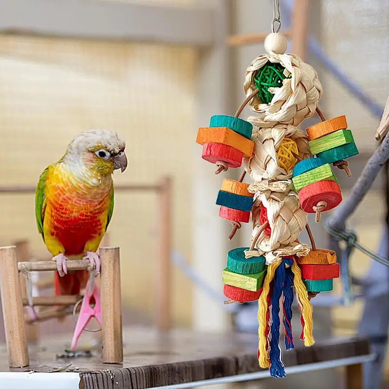 Jouets à mâcher en bois naturel pour oiseaux, jouets cacatoès à mâcher, coloré, multifonctionnel, décoratif, accessoires de conure suspendus pour perruche