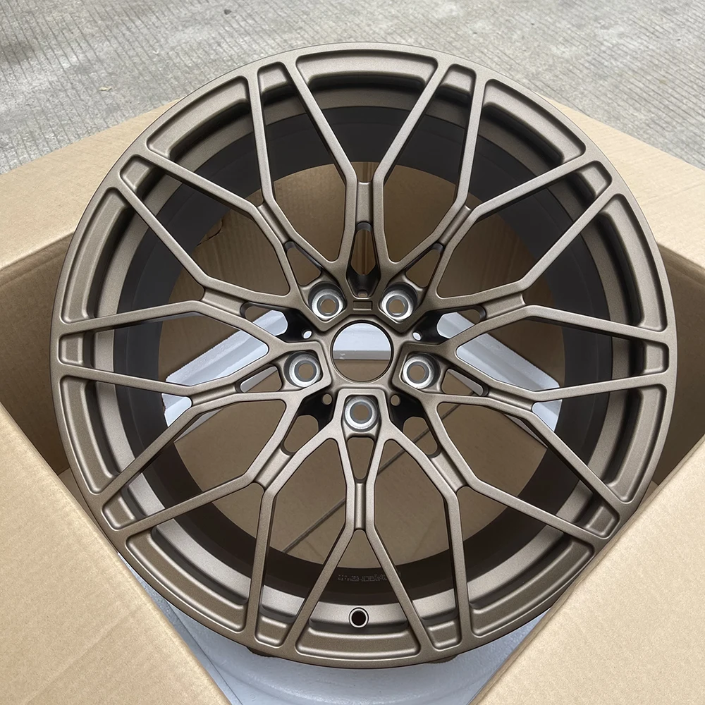 

Кованые золотые диски 1000M для BMW G87 M2 G80 M3 G82 M4 5x112, на заказ, из сплава