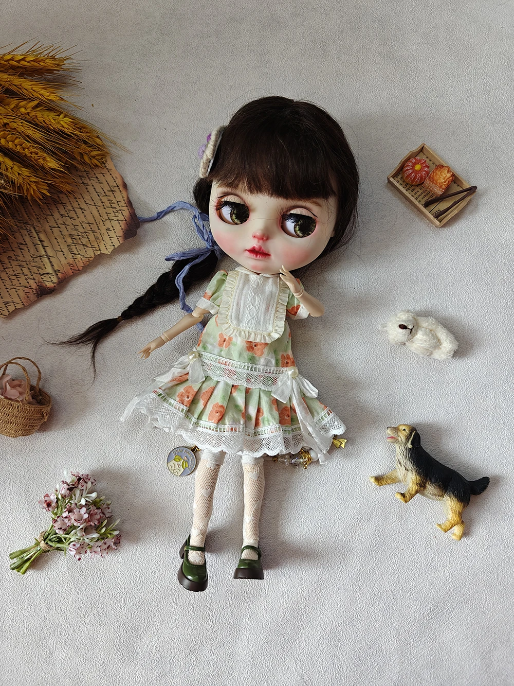 ブライス人形服アンティークドールドレスブライス用ライトグリーンオレンジプリントドレスob24 ob22アゾン人形服