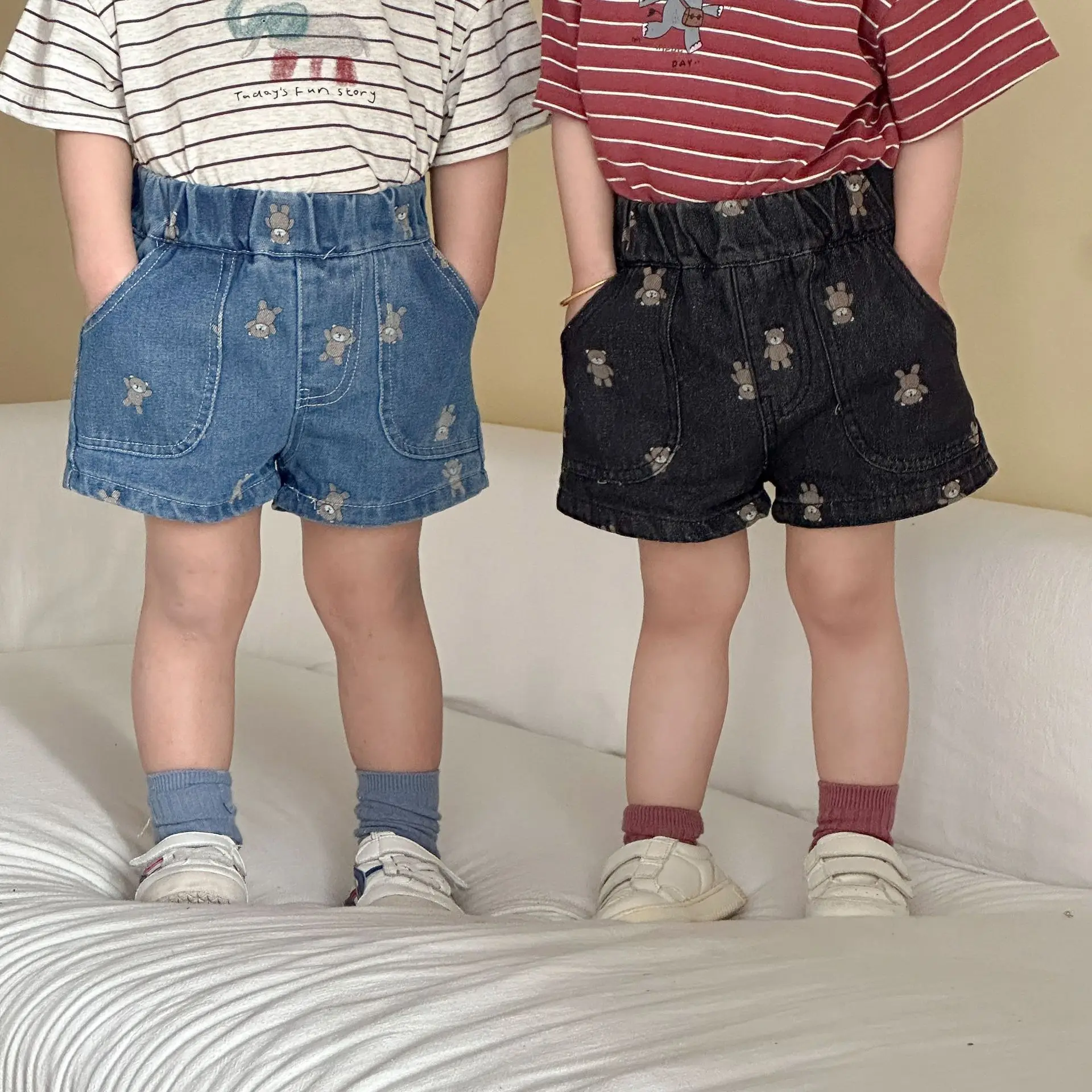 Kids Shorts Children's Denim Shorts for Summer Girls Wearing Bear Hot Pants 2026 New Boys' Summer Clothes Baby Casual Pants