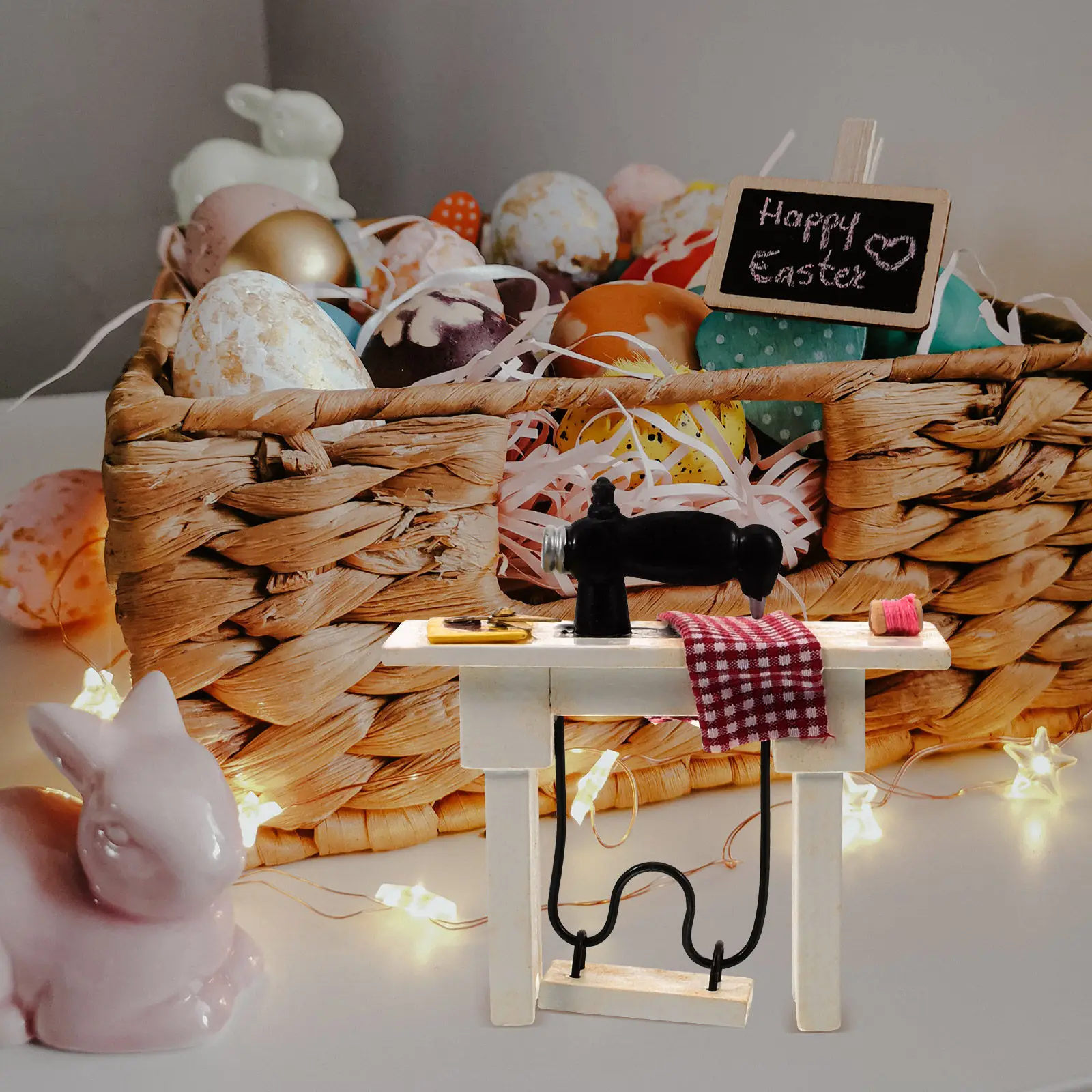 

Exquisite Mini Sewing Machine Vintage Charm Dollhouse Mini Furniture Smooth Surface Pretend Play Gift Micro Landscape Decor