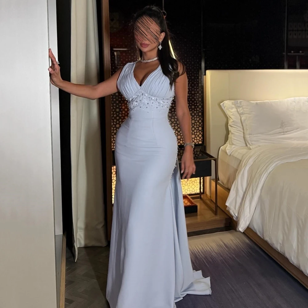 

Customized V-neck Sky Blue Jersey Evening Dress With Sequined Sleeveless Watteau Train Party Dress Mermaid Floor Party Dress