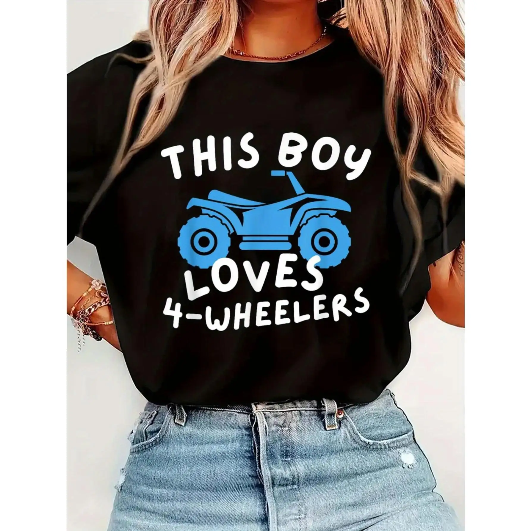

Женская футболка с рисунком ATV «This Love's 4-Wheelers» — черная повседневная футболка с круглым вырезом и короткими рукавами с мультяшным принтом для квадроциклов