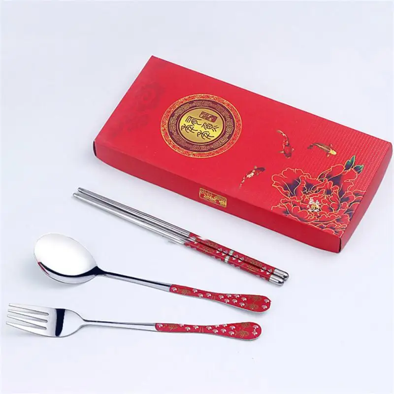 3pcs of Blue and White Porcelain Tableware Stainless Steel Chopsticks Spoon Fork Gift Box Portable Travel Tableware Set