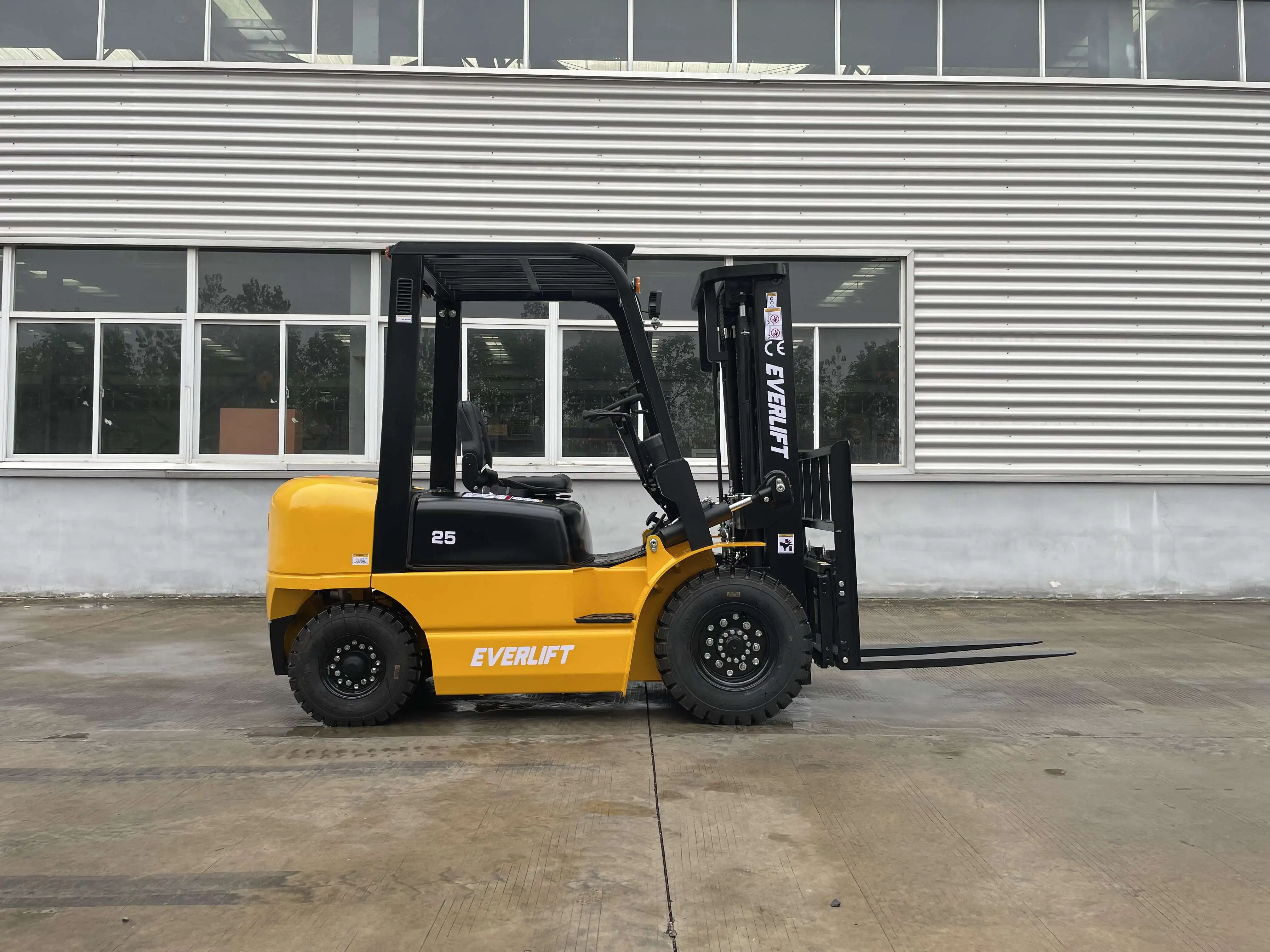 

Вилочный погрузчик Everlift 1,5 тонны/1,8 тонны/2,5 тонны/3 тонны дизельный вилочный погрузчик для складского применения