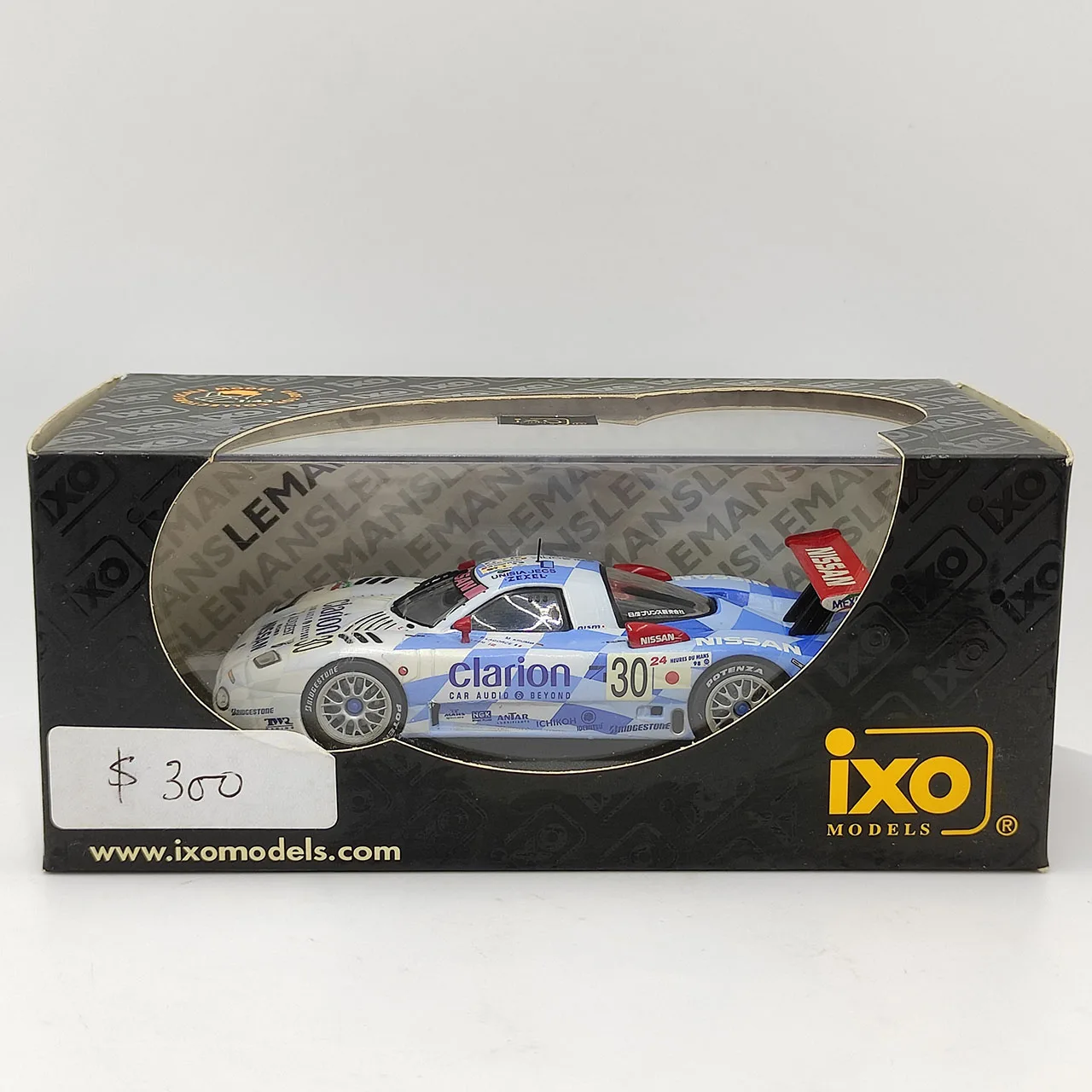 la-superficie-della-vernice-e-gialla-pressofusa-ixo-scala-1-43-nissan-r390-gt1-30-le-man-1998-modello-di-auto-in-lega-giocattolo-da-collezione-regalo-souvenir