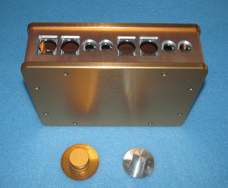 Passives Vorderstufen-Vollaluminiumgehäuse mit luxuriösem Vollaluminiumknopf kann mit der Vorderstufe 236X75X166 nach Bedarf montiert werden