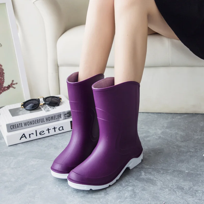 2023 Summer Waterproof Fashion Women's Rain Shoes Solid Color Mid Sleeve Outdoor Casual Anti slip and Warm Women's Shoes 36-41