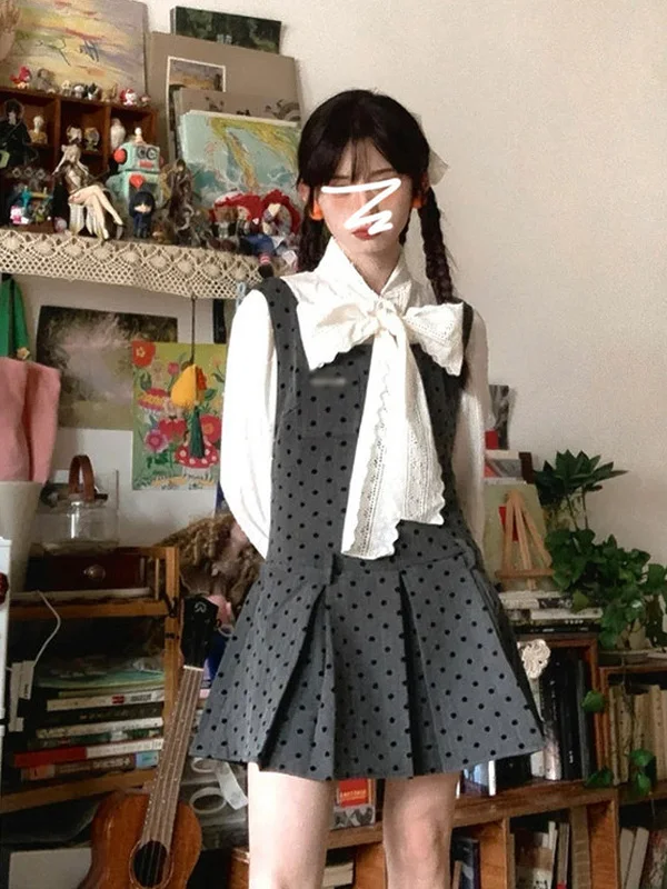 

Женский комплект из двух предметов в горошек: рубашка с длинным рукавом и короткая юбка с высокой талией в корейском стиле, удобный крой, весна-осень