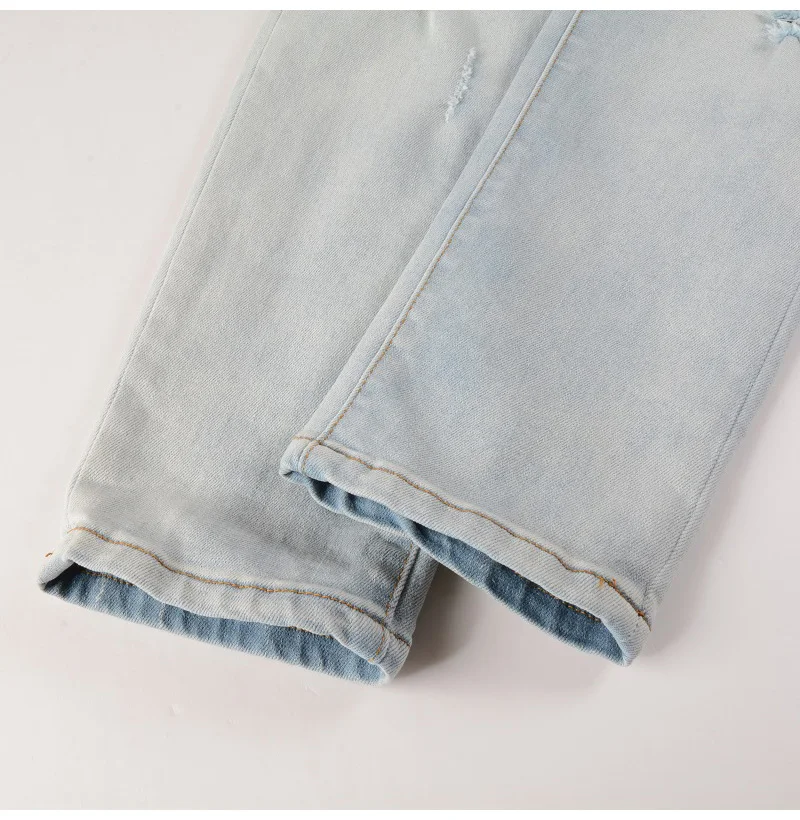 Herren Hellblaue Biker-Jeans mit Rissen, Falten und Patchwork-Design, Stretch-Denim-Hose, Streetwear, Löcher, Zerrissene Skinny-Hose – Detail 11