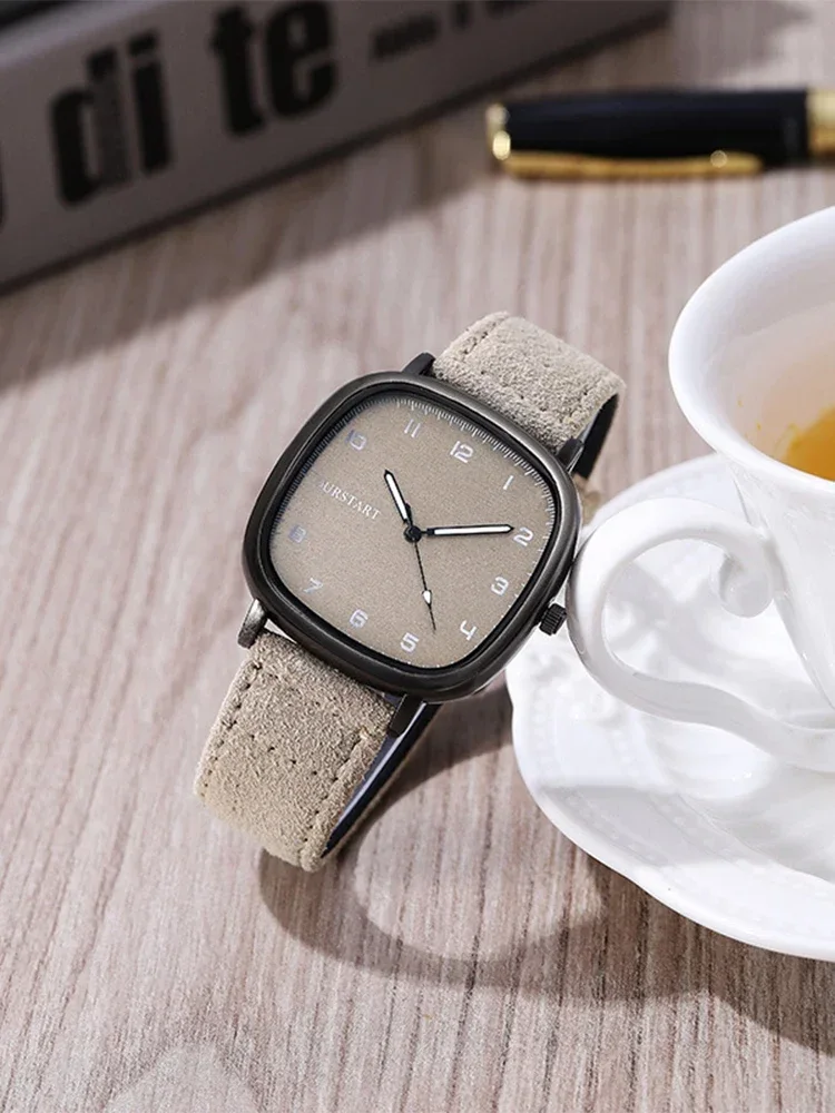 Vintage Brand Square Dial Leather Belt Wristwatch Quartz Watch Youth Student Watch Casual Fashion Men Women Gift Clock Wholesale