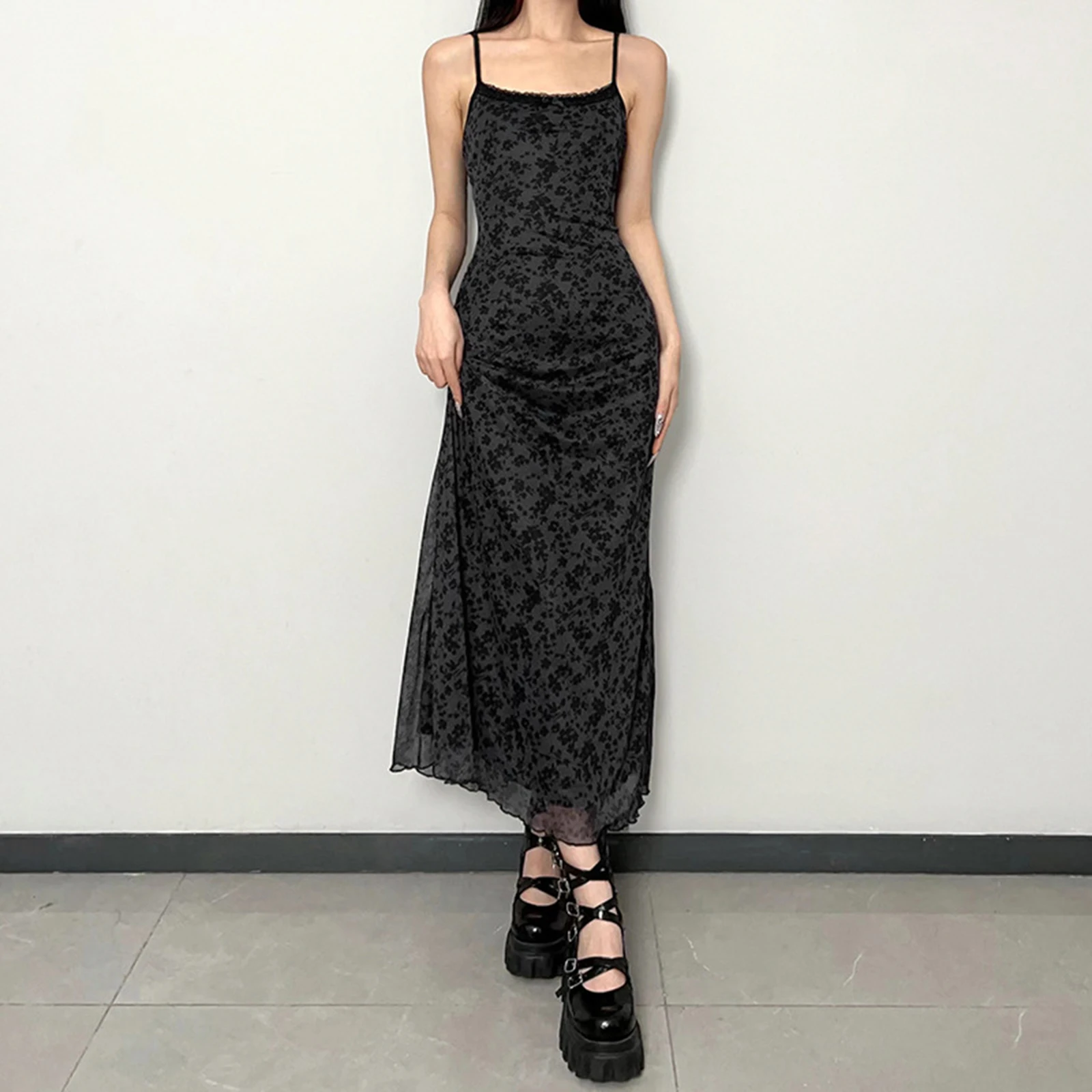 

Women's Aesthetic Sling Dress Slim Shoulder Backless Printed Lace Sexy Slim Dress Summer Long Dress