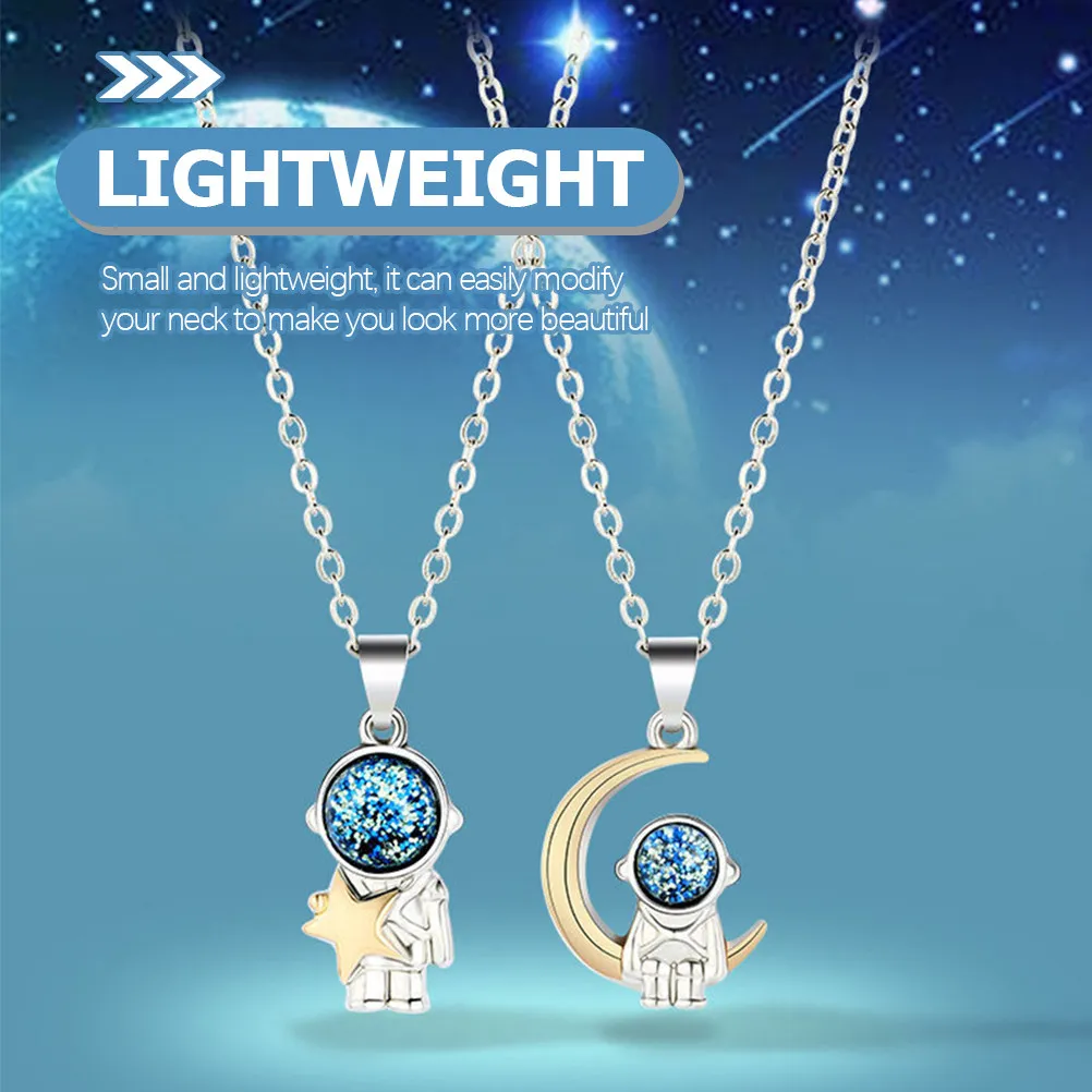 1Pair Couples Astronaut Necklace Set Moon and Star Theme Creative Relationship Jewelry Lightweight Comfortable Wearable Fashion