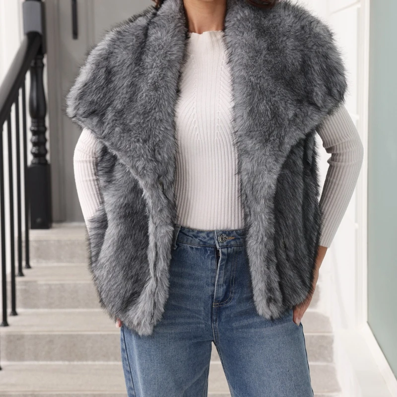 Vest Jackets Women New Autumn 2025 Winter Faux FurSleeveless Turn Down Collar Spliced Streetwear Lady Furry Cardigan Warm Coat