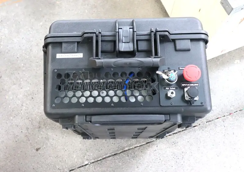 100W 200W JPT パルスレーザー洗浄機 フラットトップビームレーザークリーナー ファイバーレーザー 錆、油、塗料除去 金属・木材 無損傷