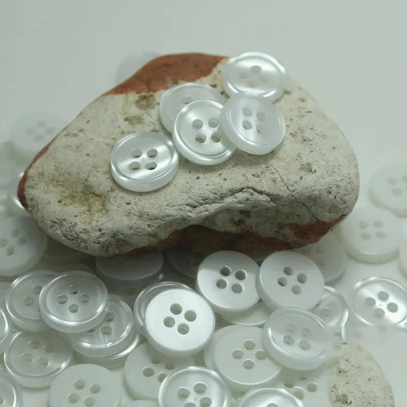 Shirt Buttons with 4Holes, Shirt Buttons, Apparel Supplies, Sewing Accessories, Resin Shirt Button, White Color, 11mm, 100Pcs