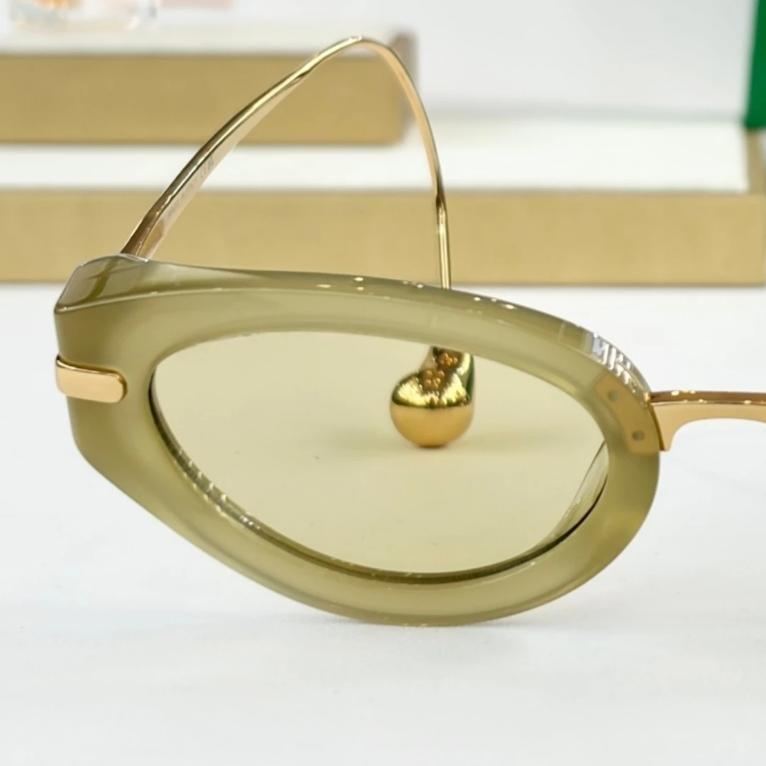 2038LA Y2K Cat Eye Sunglasses Woman Man, Olive Green Frame Gold Drop Detail, Trendy Sweet Cool Style Streetwear Shades