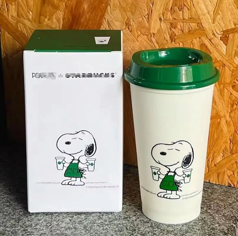 Juego de tazas para juntas Snoopy 2025, taza con pajita de plástico, imitación de café Pp informal de verano de alto valor para niñas, regalo de cumpleaños