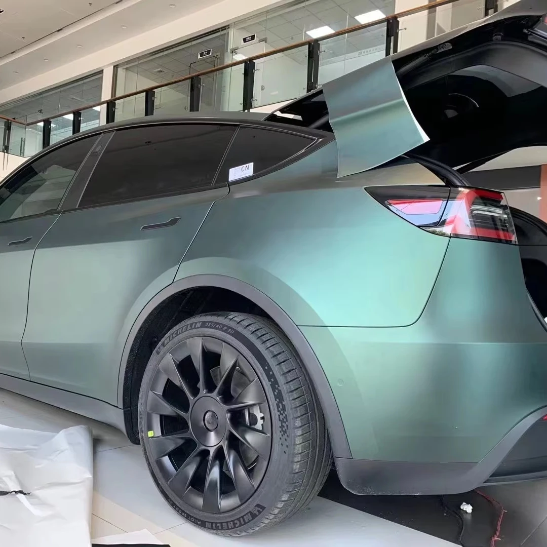 Fabrikantlevering Hoogwaardige PVC supermatte donkergroene vinylfilm voor carrosserieverpakking met zelfklevende functie