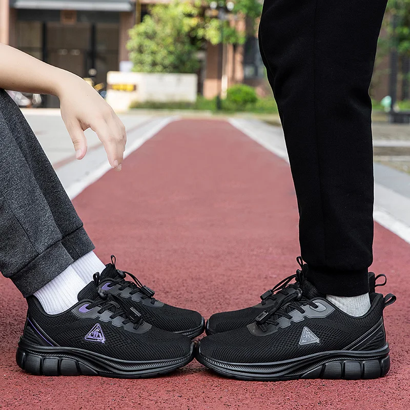 

Spring New Non Slip Soft Sole Breathable And Comfortable Elderly Walking And Walking Shoes Casual Lightweight Flat Shoes 36-45