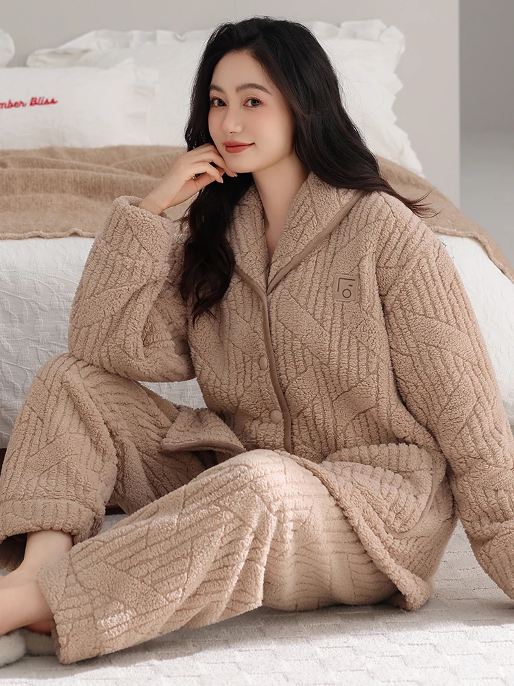 ladies'-thiened-lamb-velvet-pajamas-coral-fce-winter-warm-striped-home-clothes-set-outerwear-suitable-youth-full-sve