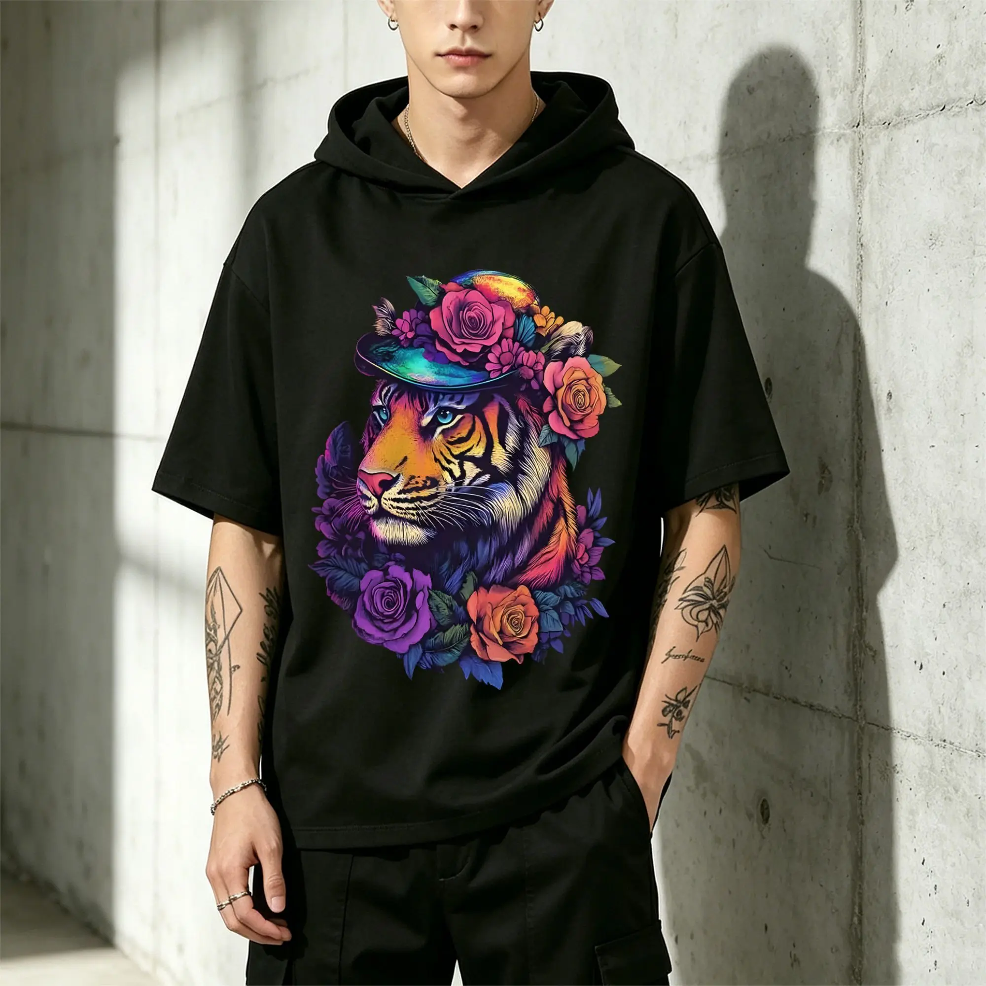Men's Fashion Hooded Jacket, Floral Crown Decoration, Colorful Tiger T-Shirt, Casual and Comfortable, Fitted Cut