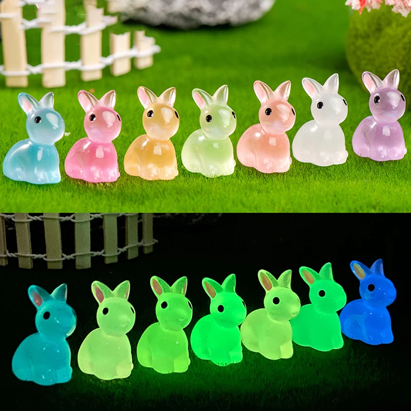 10/2 buah lucu Mini bercahaya Resin Bunnies ornamen menyala dalam gelap miniatur angka kelinci lanskap mikro dekorasi rumah boneka