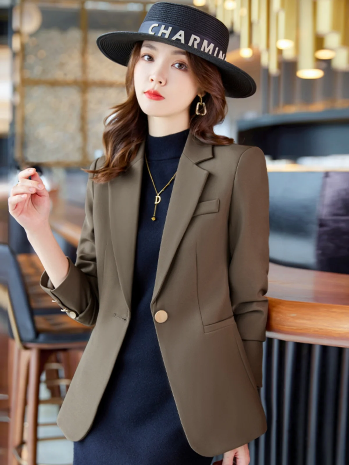 

Повседневный женский укороченный пиджак кофейного цвета, весна-осень, новый стиль, корейская версия, премиум-класс, короткий повседневный топ