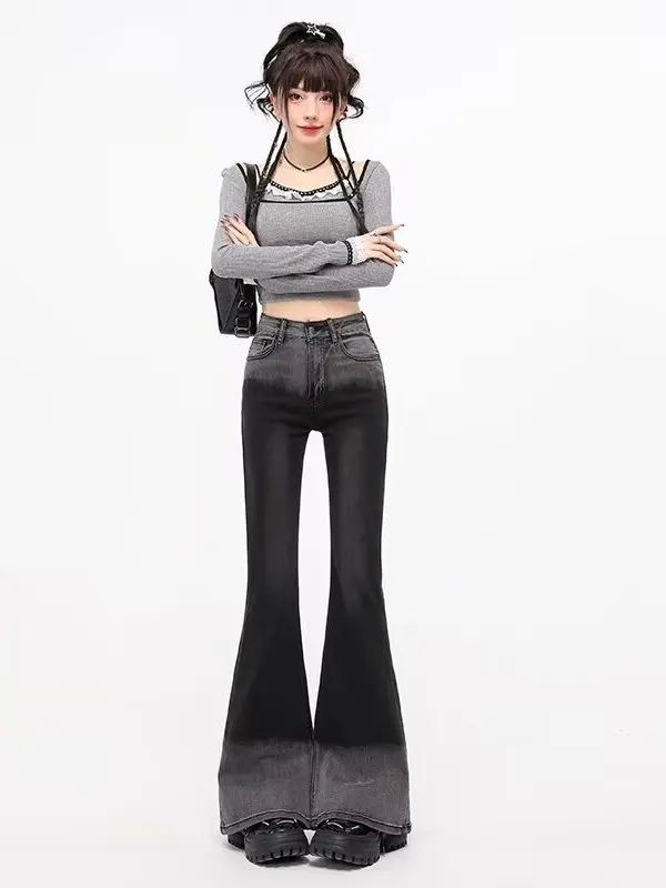 

High Waist Bell Bot Jeans Women's plus Size Elastic Slimming Casual Cotton Dyed in Deep And Light Colors for Daily Wear