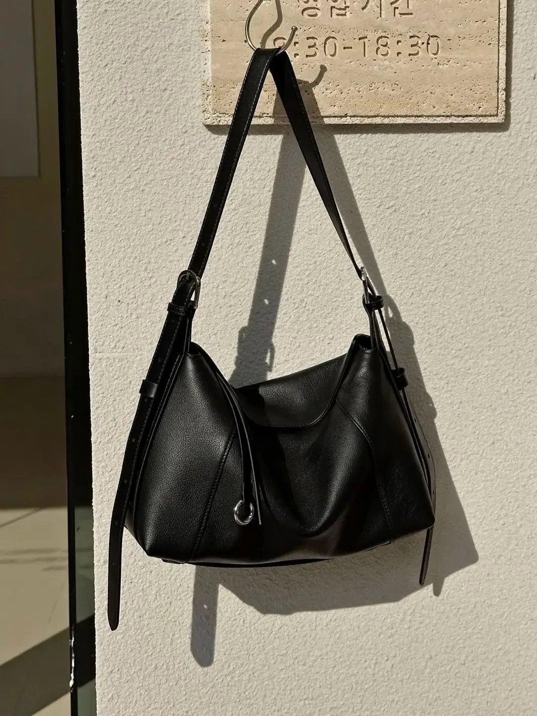 

Женская сумка-тоут из натуральной кожи, дизайнерская, класса люкс, из воловьей кожи, через плечо, 2026