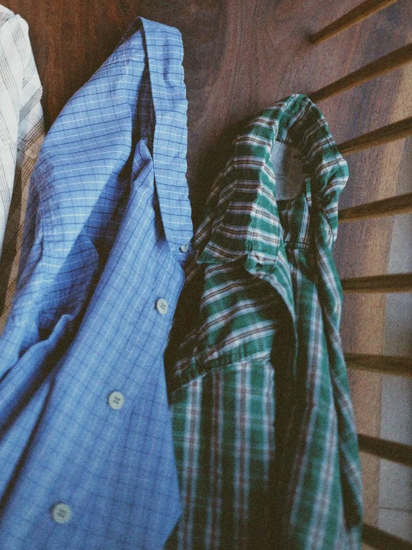 

MADN CHEED IRT Waed Long Sve Plaid irt Youth Faion Повседневная износостойкая прочная весна-осень-зима сезон...