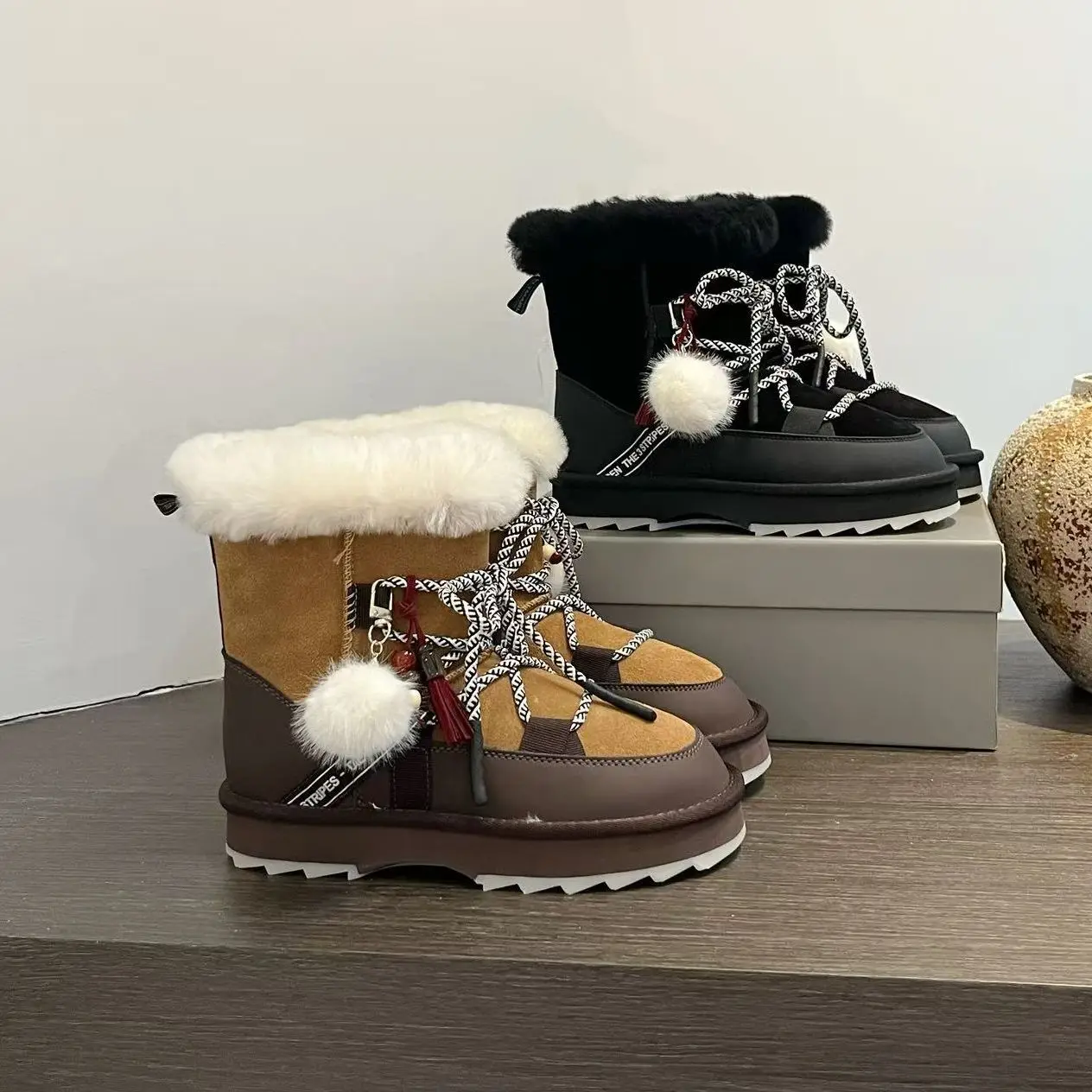 

Женские зимние ботинки на толстой подошве с круглым носком, увеличивающие рост, зимние женские новые модные толстые теплые короткие ботинки, женские