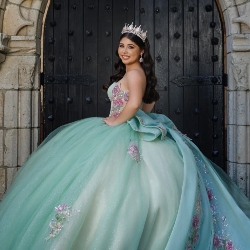 فساتين Quinceanera للأميرة باللون الأخضر النعناعي بدون أكتاف مزينة بالترتر مطرز بالخرز بفيونكة كريستال تول حلو 16 فستان حفلة فيستدوس