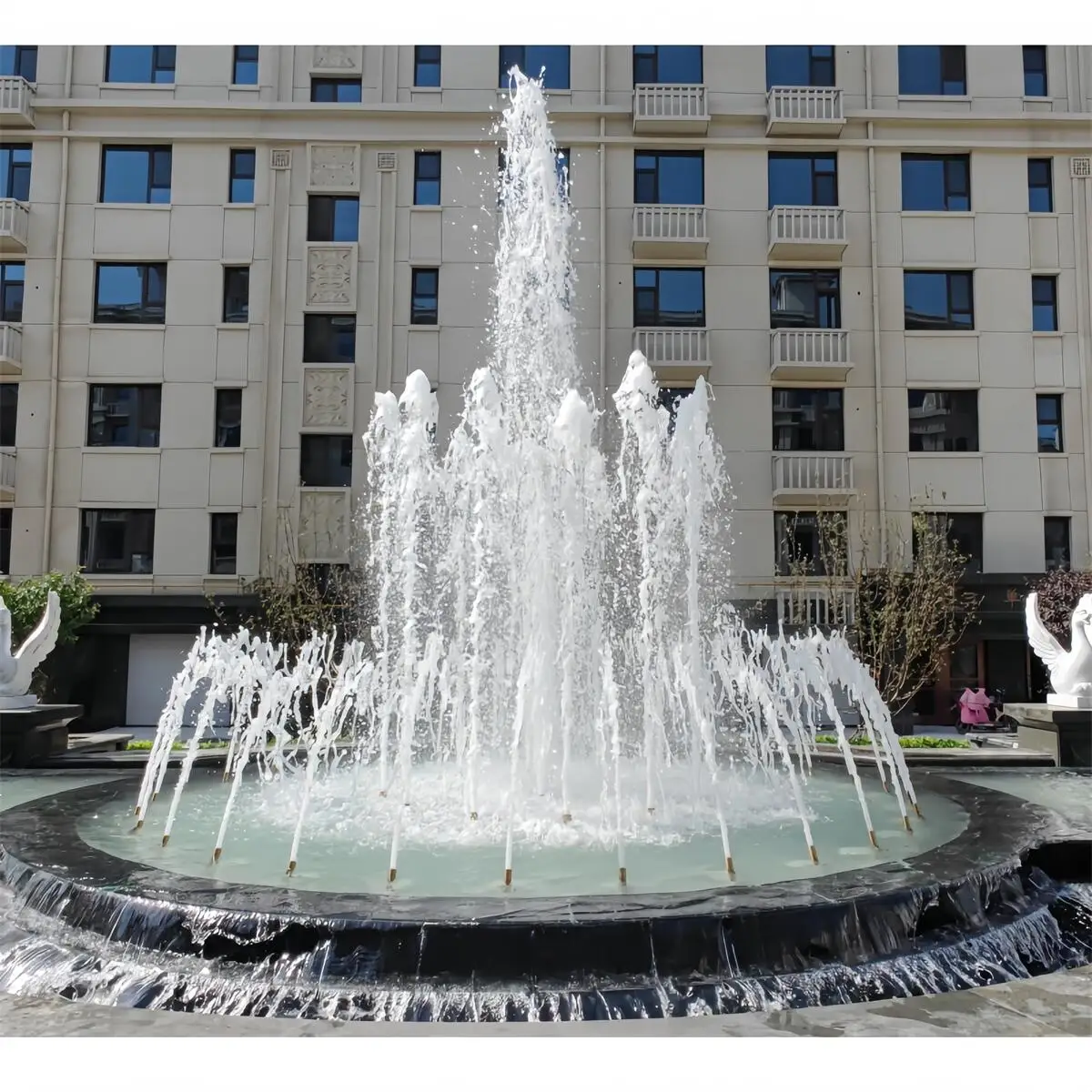 نوافير حديقة خارجية بحجم قابل للتخصيص للأطفال، ميزات حجرية يتم التحكم فيها بجهد منخفض للعب والاسترخاء في بلازا #1