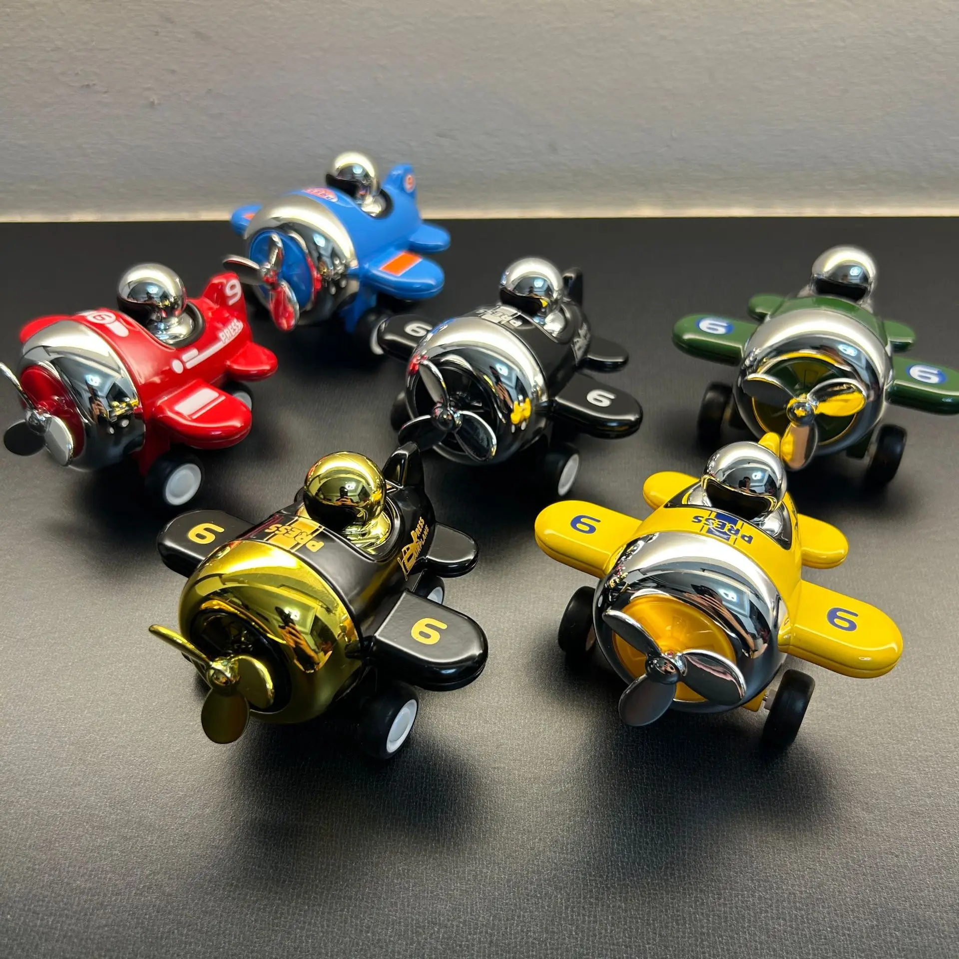 1PC Small Chibi Cartoon Miniature Alloy Aircraft Model Push Forward & Glide Glossy Finish Drop-Resistant Design Great Desk Gifts
